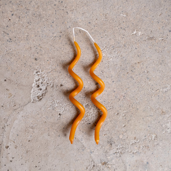 Marigold Curlies, Pair